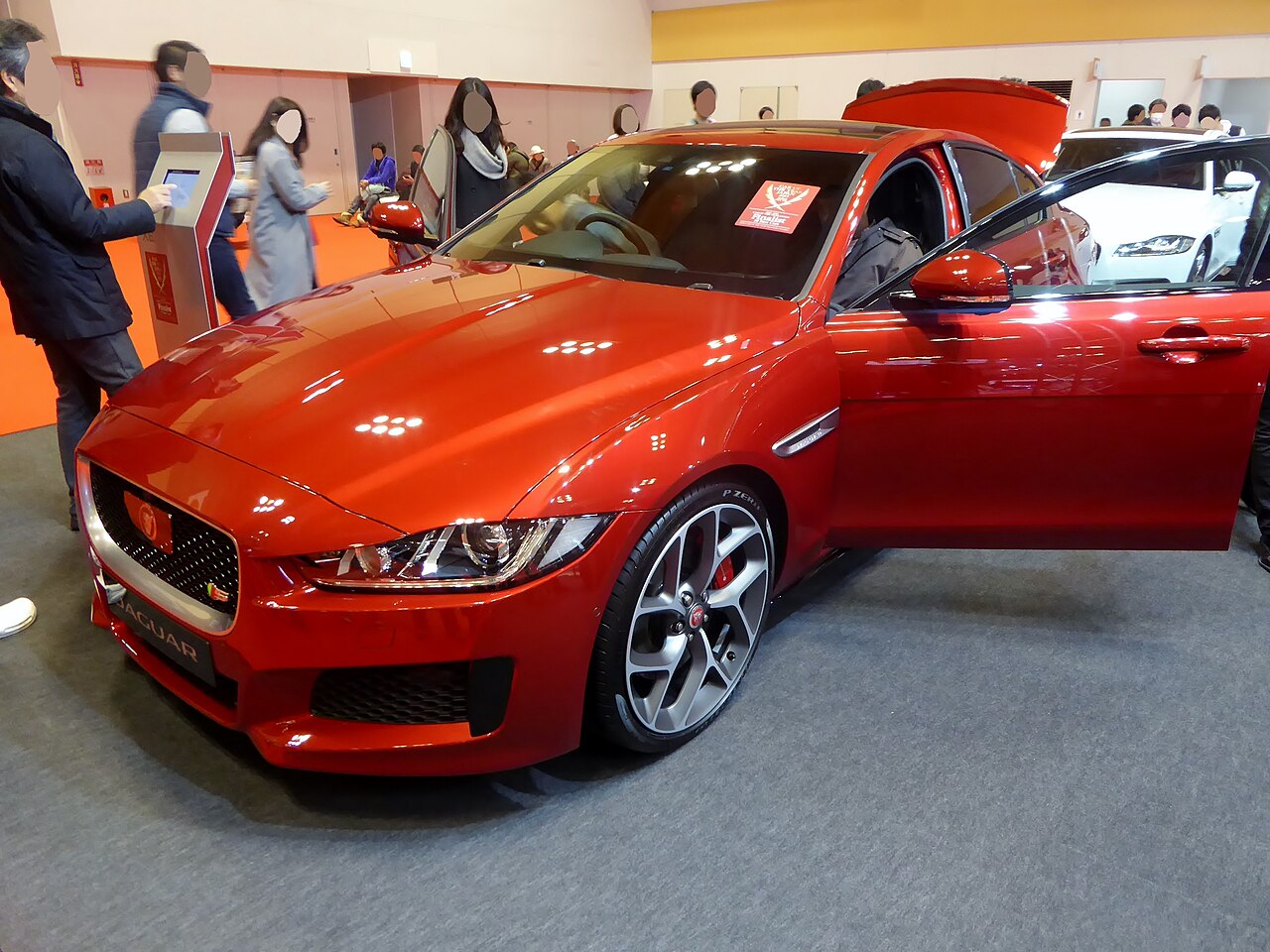 XE photo