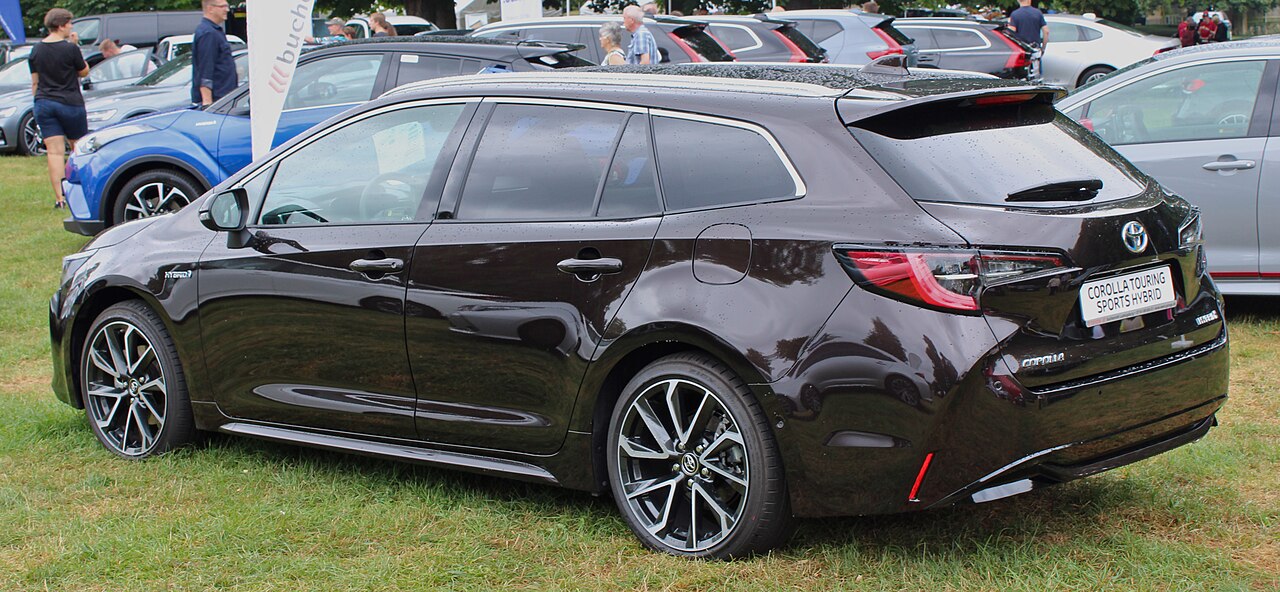 Corolla Touring preview 2